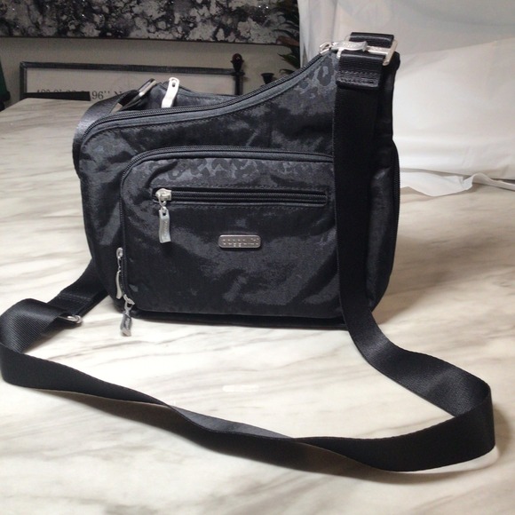 Baggallini Handbags - Black Baggalini Crossover with Zippers and Magnetic Closure Leopard Print